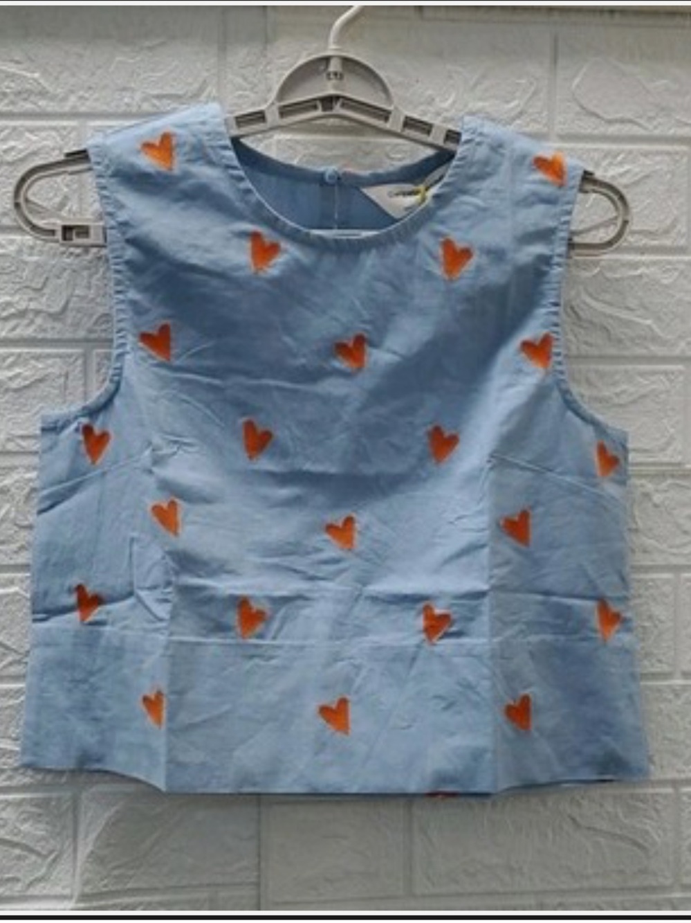 Compañia Fantastica Women's Light Blue Tank Top with Orange Heart Motif size L